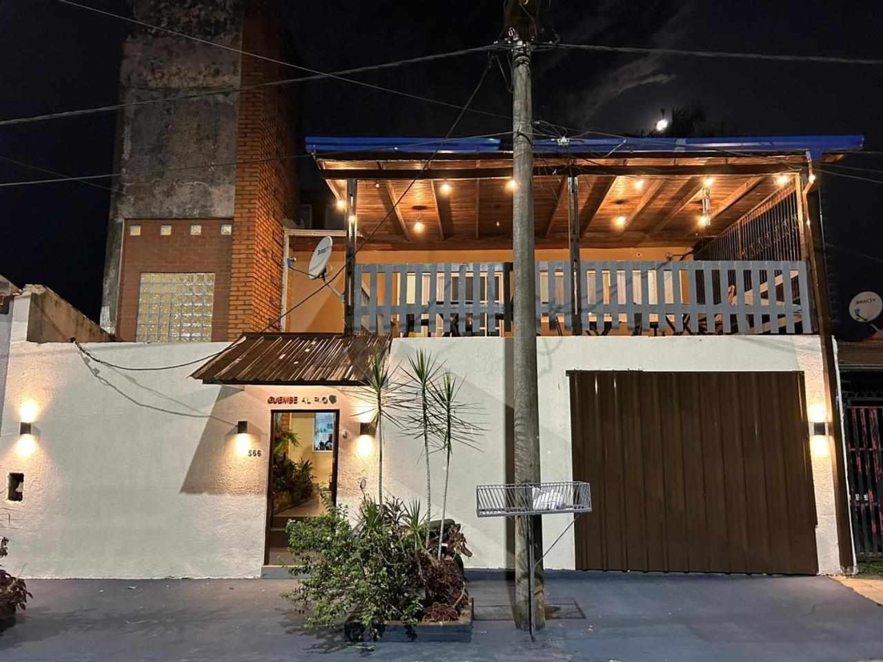 Guembe Al Rio Hostel Пуэрто-Игуасу Экстерьер фото